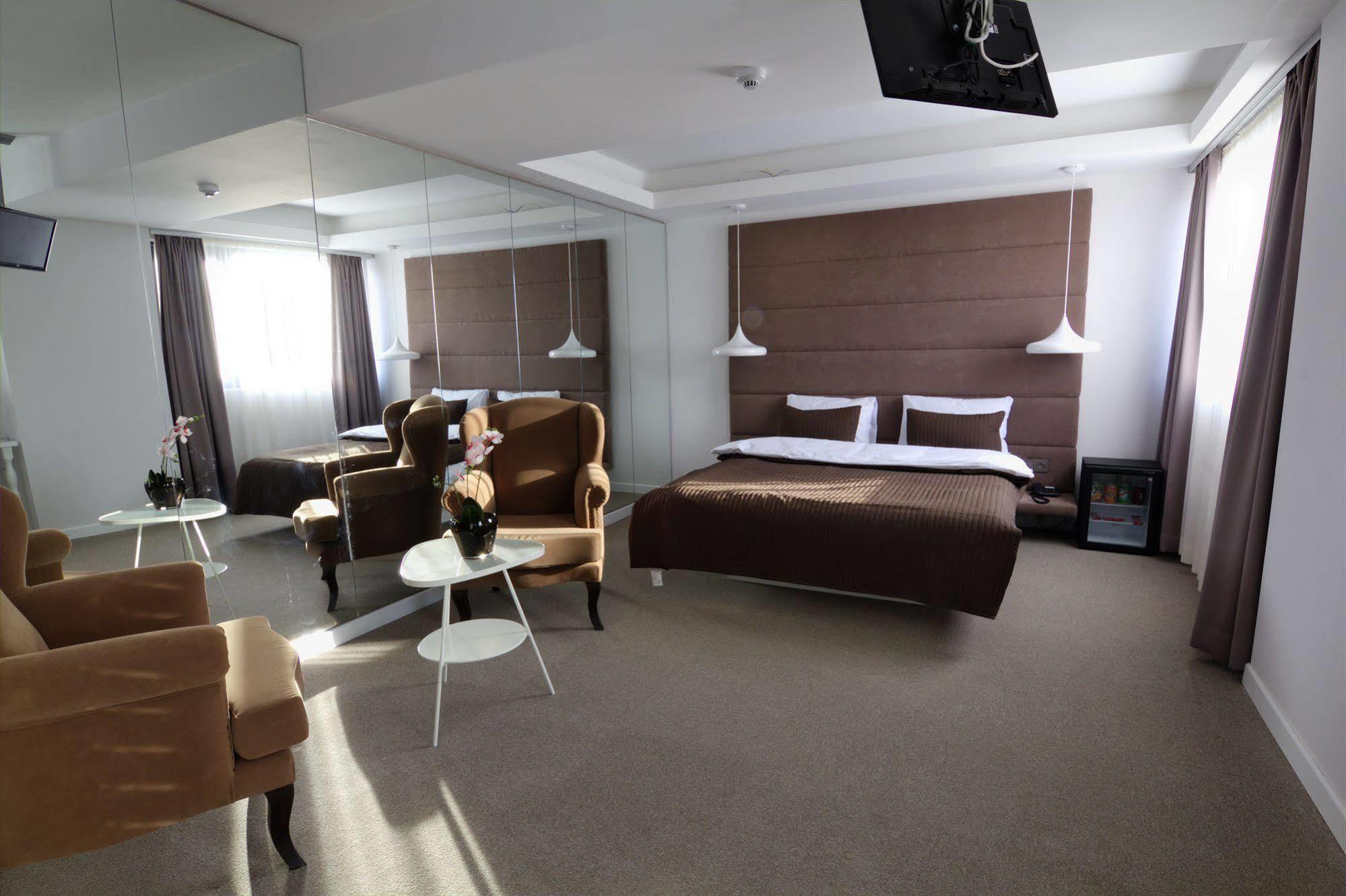 Time Hotel Mecidiyekoy Provincia di Provincia di Istanbul Esterno foto